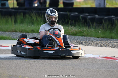 07/05/2022 : Endurance Loisir Les Razbitumes pour “1 maillot pour la vie” & Les Socio Esthéticiennes (Photos Stéphane Agnus) 2022 — karting