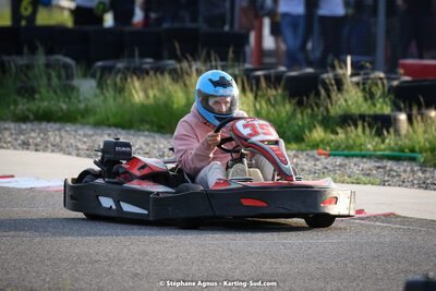 07/05/2022 : Endurance Loisir Les Razbitumes pour “1 maillot pour la vie” & Les Socio Esthéticiennes (Photos Stéphane Agnus) 2022 — karting