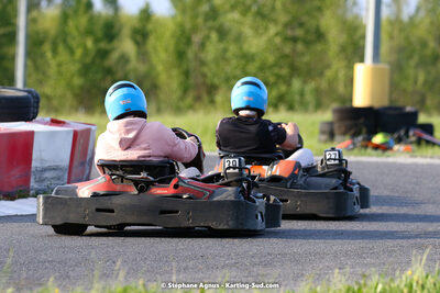 07/05/2022 : Endurance Loisir Les Razbitumes pour “1 maillot pour la vie” & Les Socio Esthéticiennes (Photos Stéphane Agnus) 2022 — karting
