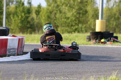 07/05/2022 : Endurance Loisir Les Razbitumes pour “1 maillot pour la vie” & Les Socio Esthéticiennes (Photos Stéphane Agnus) 2022 — karting