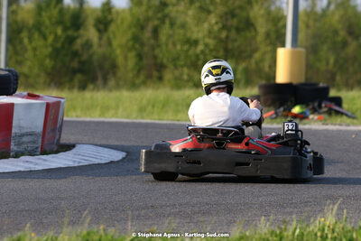 07/05/2022 : Endurance Loisir Les Razbitumes pour “1 maillot pour la vie” & Les Socio Esthéticiennes (Photos Stéphane Agnus) 2022 — karting