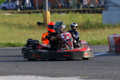 07/05/2022 : Endurance Loisir Les Razbitumes pour “1 maillot pour la vie” & Les Socio Esthéticiennes (Photos Stéphane Agnus) 2022 — karting