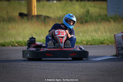 07/05/2022 : Endurance Loisir Les Razbitumes pour “1 maillot pour la vie” & Les Socio Esthéticiennes (Photos Stéphane Agnus) 2022 — karting