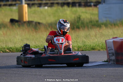 07/05/2022 : Endurance Loisir Les Razbitumes pour “1 maillot pour la vie” & Les Socio Esthéticiennes (Photos Stéphane Agnus) 2022 — karting
