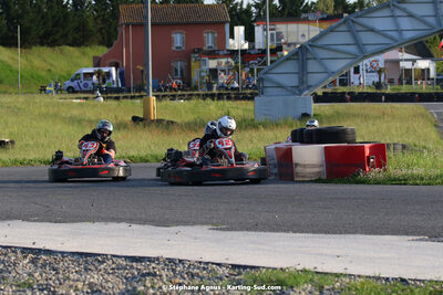 07/05/2022 : Endurance Loisir Les Razbitumes pour “1 maillot pour la vie” & Les Socio Esthéticiennes (Photos Stéphane Agnus) 2022 — karting