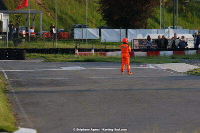 07/05/2022 : Endurance Loisir Les Razbitumes pour “1 maillot pour la vie” & Les Socio Esthéticiennes (Photos Stéphane Agnus) 2022 — karting