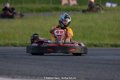 07/05/2022 : Endurance Loisir Les Razbitumes pour “1 maillot pour la vie” & Les Socio Esthéticiennes (Photos Stéphane Agnus) 2022 — karting