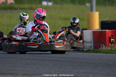 07/05/2022 : Endurance Loisir Les Razbitumes pour “1 maillot pour la vie” & Les Socio Esthéticiennes (Photos Stéphane Agnus) 2022 — karting