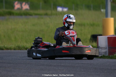 07/05/2022 : Endurance Loisir Les Razbitumes pour “1 maillot pour la vie” & Les Socio Esthéticiennes (Photos Stéphane Agnus) 2022 — karting
