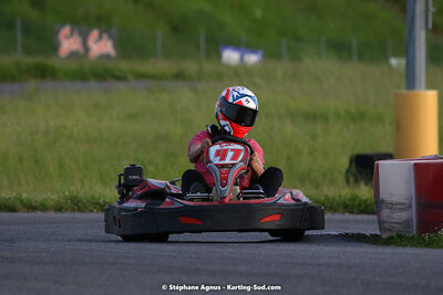 07/05/2022 : Endurance Loisir Les Razbitumes pour “1 maillot pour la vie” & Les Socio Esthéticiennes (Photos Stéphane Agnus) 2022 — karting