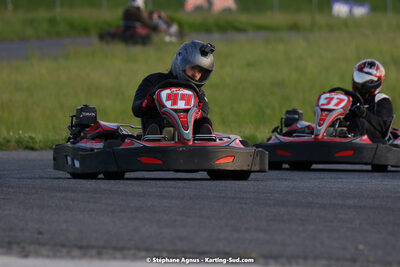 07/05/2022 : Endurance Loisir Les Razbitumes pour “1 maillot pour la vie” & Les Socio Esthéticiennes (Photos Stéphane Agnus) 2022 — karting