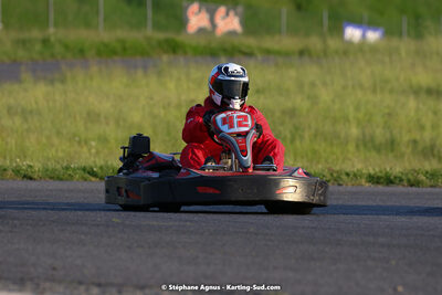 07/05/2022 : Endurance Loisir Les Razbitumes pour “1 maillot pour la vie” & Les Socio Esthéticiennes (Photos Stéphane Agnus) 2022 — karting