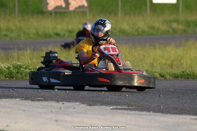 07/05/2022 : Endurance Loisir Les Razbitumes pour “1 maillot pour la vie” & Les Socio Esthéticiennes (Photos Stéphane Agnus) 2022 — karting