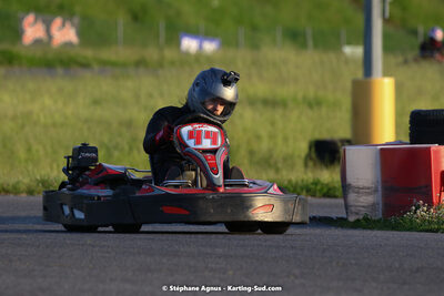 07/05/2022 : Endurance Loisir Les Razbitumes pour “1 maillot pour la vie” & Les Socio Esthéticiennes (Photos Stéphane Agnus) 2022 — karting