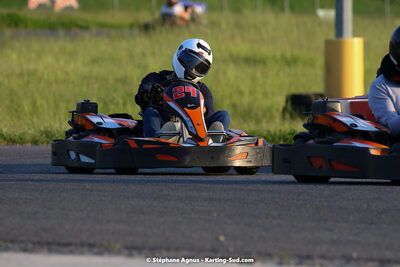 07/05/2022 : Endurance Loisir Les Razbitumes pour “1 maillot pour la vie” & Les Socio Esthéticiennes (Photos Stéphane Agnus) 2022 — karting