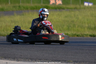 07/05/2022 : Endurance Loisir Les Razbitumes pour “1 maillot pour la vie” & Les Socio Esthéticiennes (Photos Stéphane Agnus) 2022 — karting