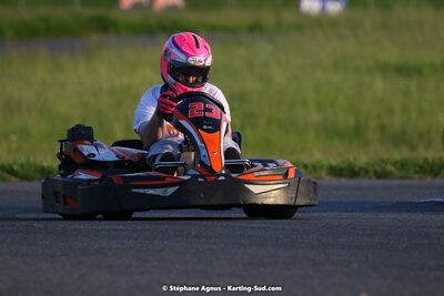 07/05/2022 : Endurance Loisir Les Razbitumes pour “1 maillot pour la vie” & Les Socio Esthéticiennes (Photos Stéphane Agnus) 2022 — karting