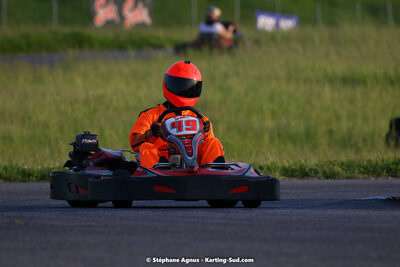 07/05/2022 : Endurance Loisir Les Razbitumes pour “1 maillot pour la vie” & Les Socio Esthéticiennes (Photos Stéphane Agnus) 2022 — karting