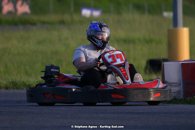 07/05/2022 : Endurance Loisir Les Razbitumes pour “1 maillot pour la vie” & Les Socio Esthéticiennes (Photos Stéphane Agnus) 2022 — karting