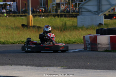 07/05/2022 : Endurance Loisir Les Razbitumes pour “1 maillot pour la vie” & Les Socio Esthéticiennes (Photos Stéphane Agnus) 2022 — karting