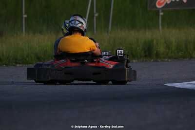 07/05/2022 : Endurance Loisir Les Razbitumes pour “1 maillot pour la vie” & Les Socio Esthéticiennes (Photos Stéphane Agnus) 2022 — karting