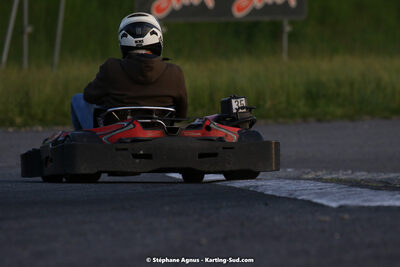 07/05/2022 : Endurance Loisir Les Razbitumes pour “1 maillot pour la vie” & Les Socio Esthéticiennes (Photos Stéphane Agnus) 2022 — karting