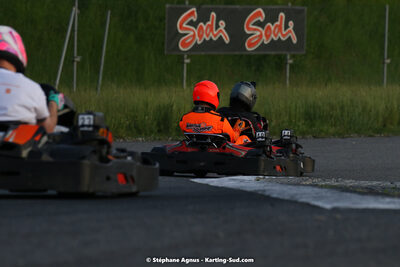 07/05/2022 : Endurance Loisir Les Razbitumes pour “1 maillot pour la vie” & Les Socio Esthéticiennes (Photos Stéphane Agnus) 2022 — karting