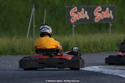 07/05/2022 : Endurance Loisir Les Razbitumes pour “1 maillot pour la vie” & Les Socio Esthéticiennes (Photos Stéphane Agnus) 2022 — karting