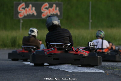 07/05/2022 : Endurance Loisir Les Razbitumes pour “1 maillot pour la vie” & Les Socio Esthéticiennes (Photos Stéphane Agnus) 2022 — karting