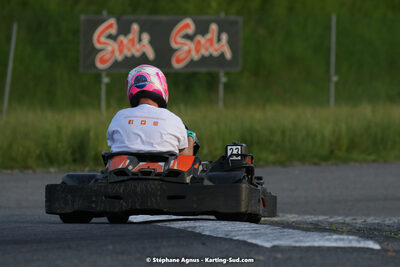 07/05/2022 : Endurance Loisir Les Razbitumes pour “1 maillot pour la vie” & Les Socio Esthéticiennes (Photos Stéphane Agnus) 2022 — karting