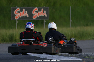 07/05/2022 : Endurance Loisir Les Razbitumes pour “1 maillot pour la vie” & Les Socio Esthéticiennes (Photos Stéphane Agnus) 2022 — karting