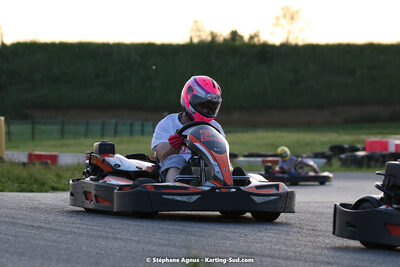 07/05/2022 : Endurance Loisir Les Razbitumes pour “1 maillot pour la vie” & Les Socio Esthéticiennes (Photos Stéphane Agnus) 2022 — karting