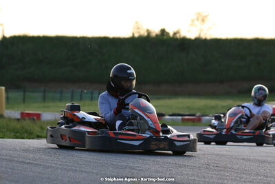 07/05/2022 : Endurance Loisir Les Razbitumes pour “1 maillot pour la vie” & Les Socio Esthéticiennes (Photos Stéphane Agnus) 2022 — karting