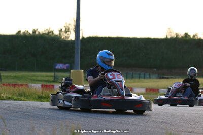 07/05/2022 : Endurance Loisir Les Razbitumes pour “1 maillot pour la vie” & Les Socio Esthéticiennes (Photos Stéphane Agnus) 2022 — karting