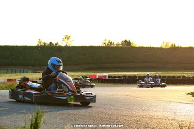 07/05/2022 : Endurance Loisir Les Razbitumes pour “1 maillot pour la vie” & Les Socio Esthéticiennes (Photos Stéphane Agnus) 2022 — karting