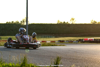 07/05/2022 : Endurance Loisir Les Razbitumes pour “1 maillot pour la vie” & Les Socio Esthéticiennes (Photos Stéphane Agnus) 2022 — karting