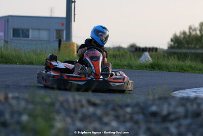 07/05/2022 : Endurance Loisir Les Razbitumes pour “1 maillot pour la vie” & Les Socio Esthéticiennes (Photos Stéphane Agnus) 2022 — karting