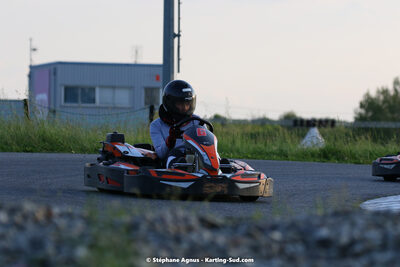 07/05/2022 : Endurance Loisir Les Razbitumes pour “1 maillot pour la vie” & Les Socio Esthéticiennes (Photos Stéphane Agnus) 2022 — karting