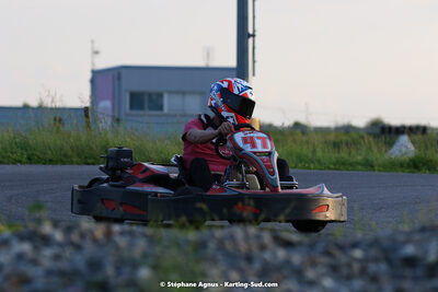 07/05/2022 : Endurance Loisir Les Razbitumes pour “1 maillot pour la vie” & Les Socio Esthéticiennes (Photos Stéphane Agnus) 2022 — karting
