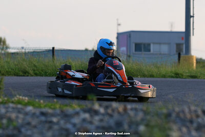 07/05/2022 : Endurance Loisir Les Razbitumes pour “1 maillot pour la vie” & Les Socio Esthéticiennes (Photos Stéphane Agnus) 2022 — karting
