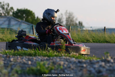 07/05/2022 : Endurance Loisir Les Razbitumes pour “1 maillot pour la vie” & Les Socio Esthéticiennes (Photos Stéphane Agnus) 2022 — karting