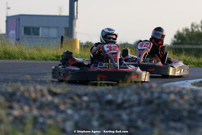 07/05/2022 : Endurance Loisir Les Razbitumes pour “1 maillot pour la vie” & Les Socio Esthéticiennes (Photos Stéphane Agnus) 2022 — karting