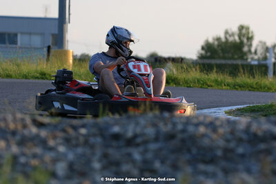 07/05/2022 : Endurance Loisir Les Razbitumes pour “1 maillot pour la vie” & Les Socio Esthéticiennes (Photos Stéphane Agnus) 2022 — karting
