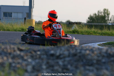 07/05/2022 : Endurance Loisir Les Razbitumes pour “1 maillot pour la vie” & Les Socio Esthéticiennes (Photos Stéphane Agnus) 2022 — karting