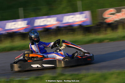 07/05/2022 : Endurance Loisir Les Razbitumes pour “1 maillot pour la vie” & Les Socio Esthéticiennes (Photos Stéphane Agnus) 2022 — karting