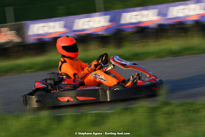 07/05/2022 : Endurance Loisir Les Razbitumes pour “1 maillot pour la vie” & Les Socio Esthéticiennes (Photos Stéphane Agnus) 2022 — karting