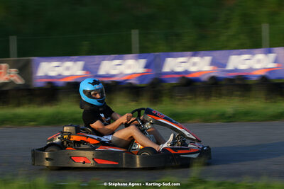 07/05/2022 : Endurance Loisir Les Razbitumes pour “1 maillot pour la vie” & Les Socio Esthéticiennes (Photos Stéphane Agnus) 2022 — karting