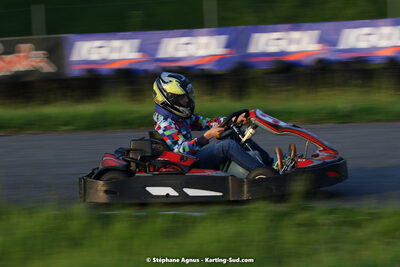 07/05/2022 : Endurance Loisir Les Razbitumes pour “1 maillot pour la vie” & Les Socio Esthéticiennes (Photos Stéphane Agnus) 2022 — karting