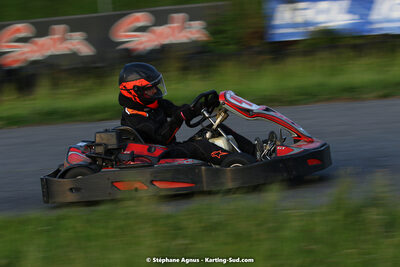07/05/2022 : Endurance Loisir Les Razbitumes pour “1 maillot pour la vie” & Les Socio Esthéticiennes (Photos Stéphane Agnus) 2022 — karting