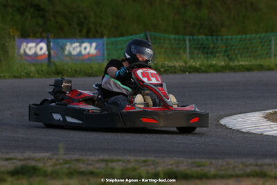 07/05/2022 : Endurance Loisir Les Razbitumes pour “1 maillot pour la vie” & Les Socio Esthéticiennes (Photos Stéphane Agnus) 2022 — karting
